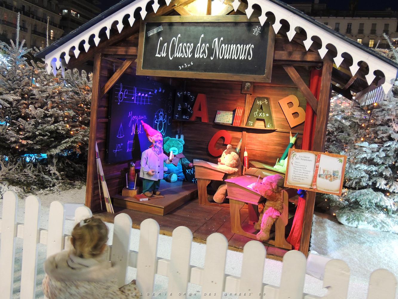 64 Toulon Place de la Liberte.JPG -           